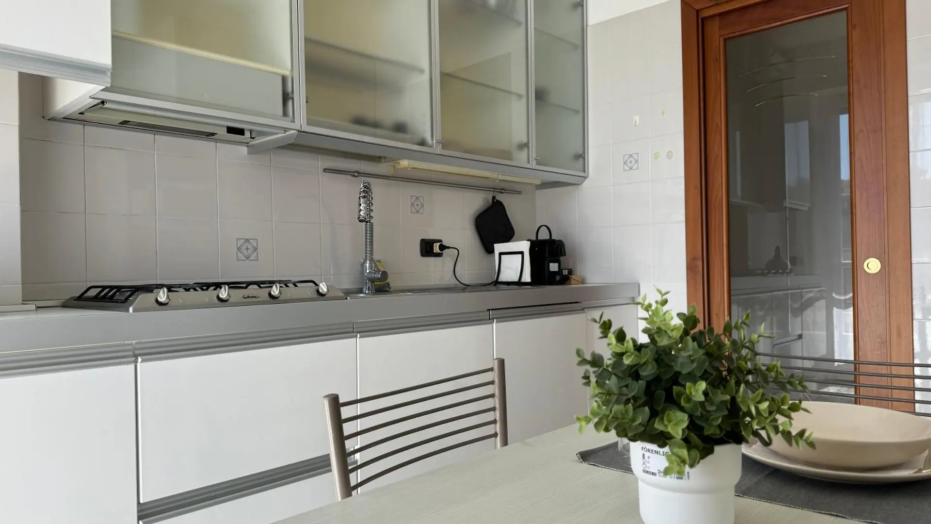 Lorenteggio Urban Suite - Affitti Brevi Italia Mediolan